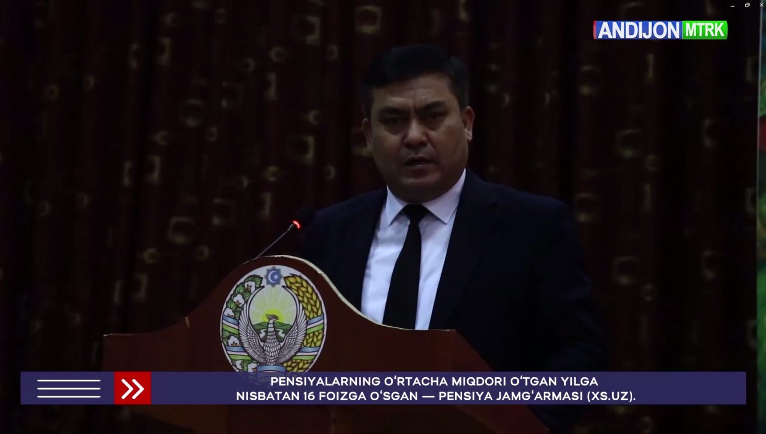 Андижон вилояти суди томонидан “Инсон ҳуқуқлари ҳафталиги" доирасида Андижон иқтисодиёт ва қурилиш институти талабалари билан ўтказилган маърифий-ҳуқуқий тадбирдан лавҳа