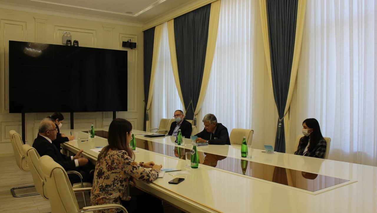 Акмал Саидов халқаро кузатувчи Жан-Антуан Дюпра билан  учрашди