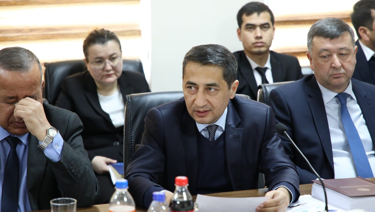 Обсуждены актуальные задачи, стоящие перед юридической наукой 