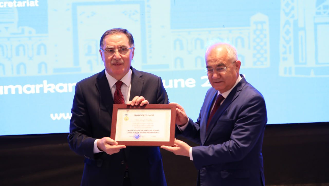 The winners were awarded badges “For the Protection of Human Rights”
