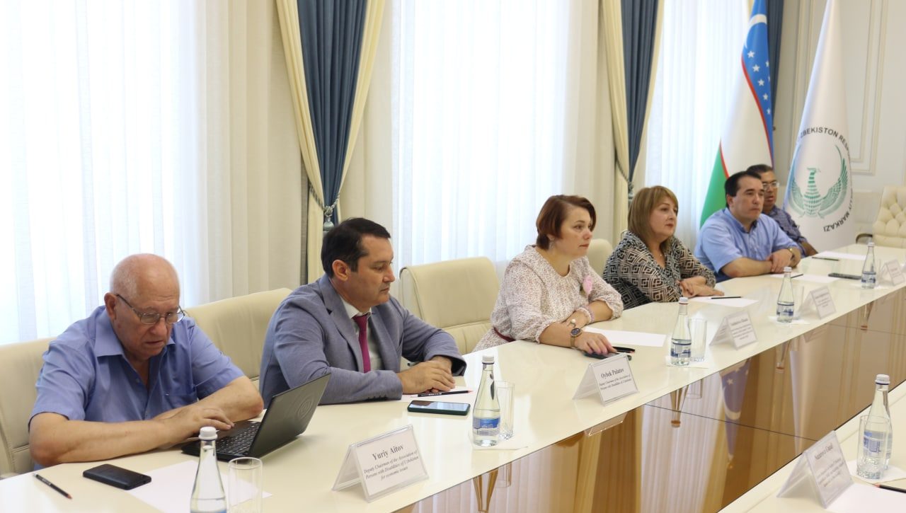 Халқаро экспертлар билан ногиронлиги бўлган шахслар ҳуқуқлари мавзуси муҳокама қилинди