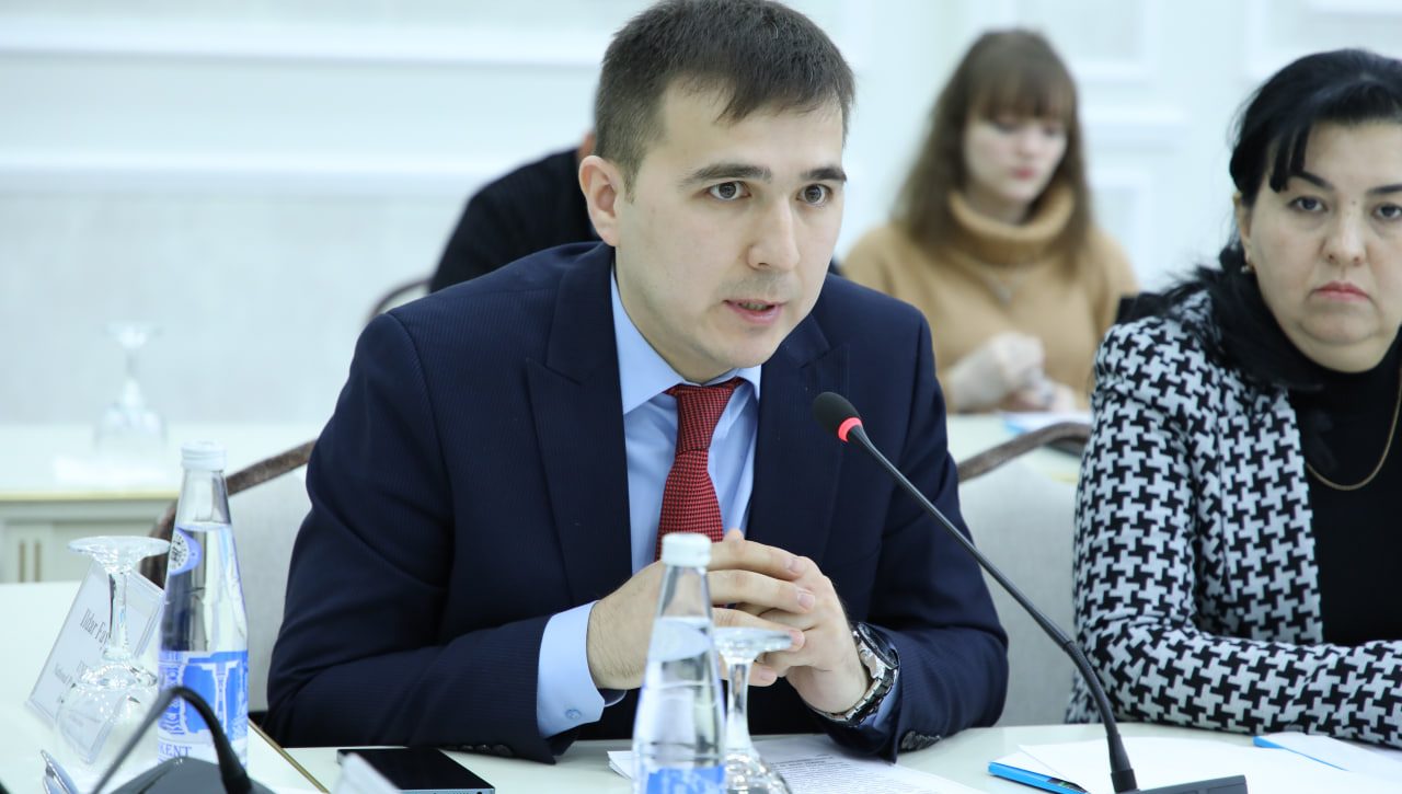 Инсон ҳуқуқлари соҳасида қабул қилинган Миллий ҳаракатлар режаларида белгиланган тадбирларнинг амалга оширилиши муҳокамаси