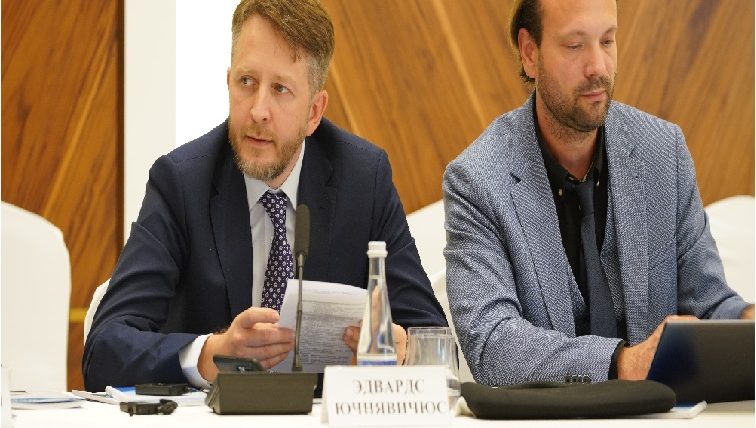 “Фуқаролик жамияти институтлари ва сайлов” (Халқаро давра суҳбати жараёнларидан фоторепортаж)