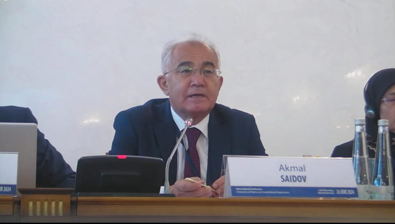 Акмал Саидов принял участие в международно-правовом форуме, прошедшем в Санкт-Петербурге