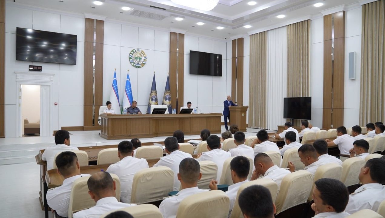 Қашқадарёда инсон ҳуқуқлари бўйича семинар-тренинг ўтказилди