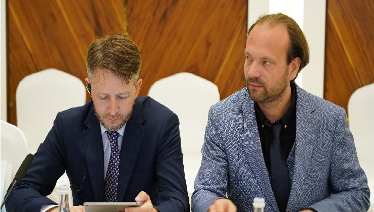 “Фуқаролик жамияти институтлари ва сайлов” (Халқаро давра суҳбати жараёнларидан фоторепортаж)