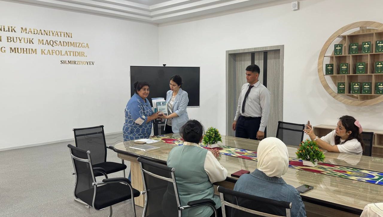 Бухорода инсон ҳуқуқларига оид янги китоблар тақдимоти ўтказилди