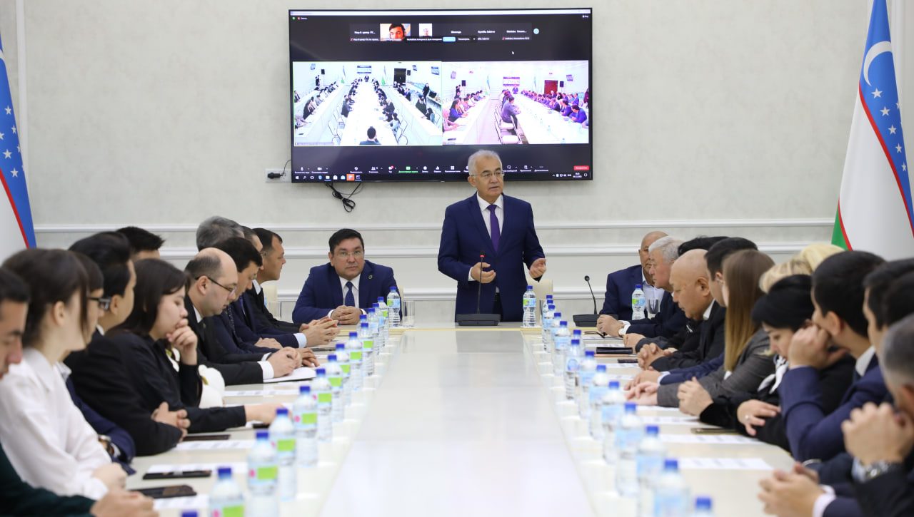 The holders of the sign “For the Protection of Human Rights” were awarded