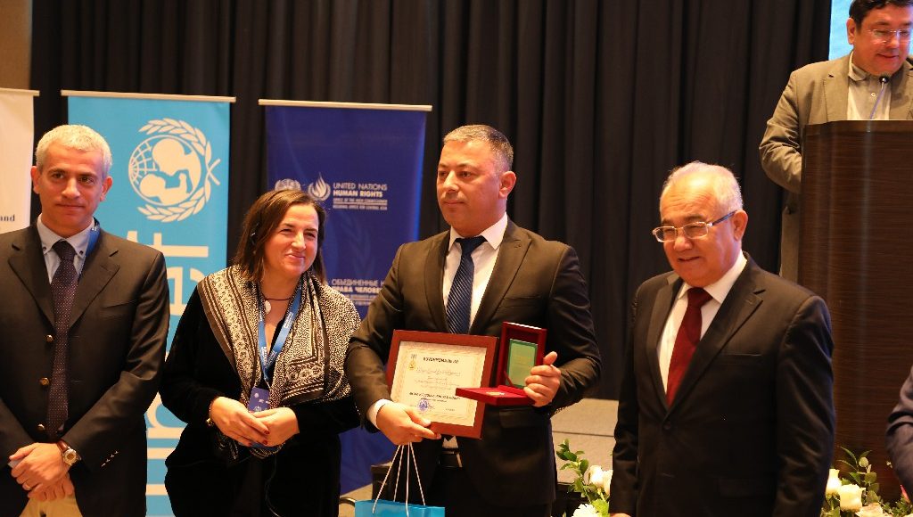 The badge "For the protection of human rights" was handed over to its owners
