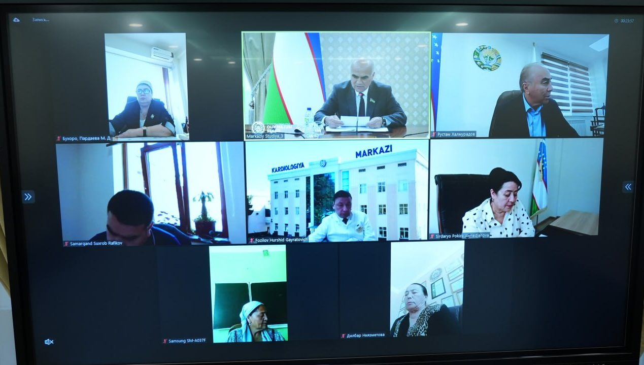 Состоялся «круглый стол» на тему «Получение образования лицами с инвалидностью, их профессиональная подготовка, переподготовка и повышение квалификации»