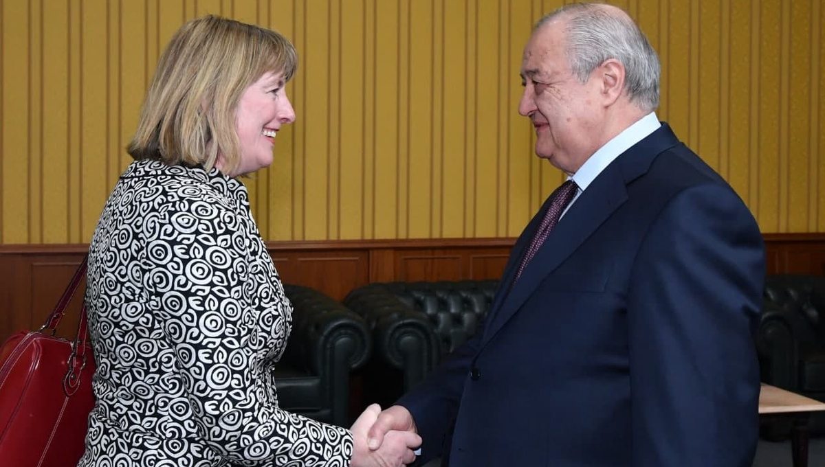 Глава МИД Узбекистана провел встречу со Специальным докладчиком ООН