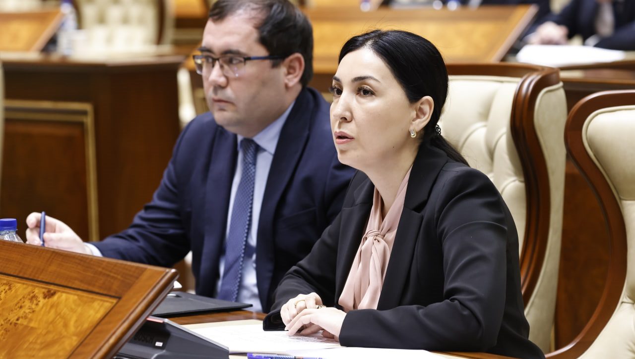 Сенатда Болалар омбудсманига оид қонун маъқулланди