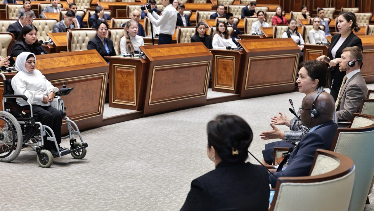 Работа в области прав ребенка обсуждалась с участием Председателя Сената