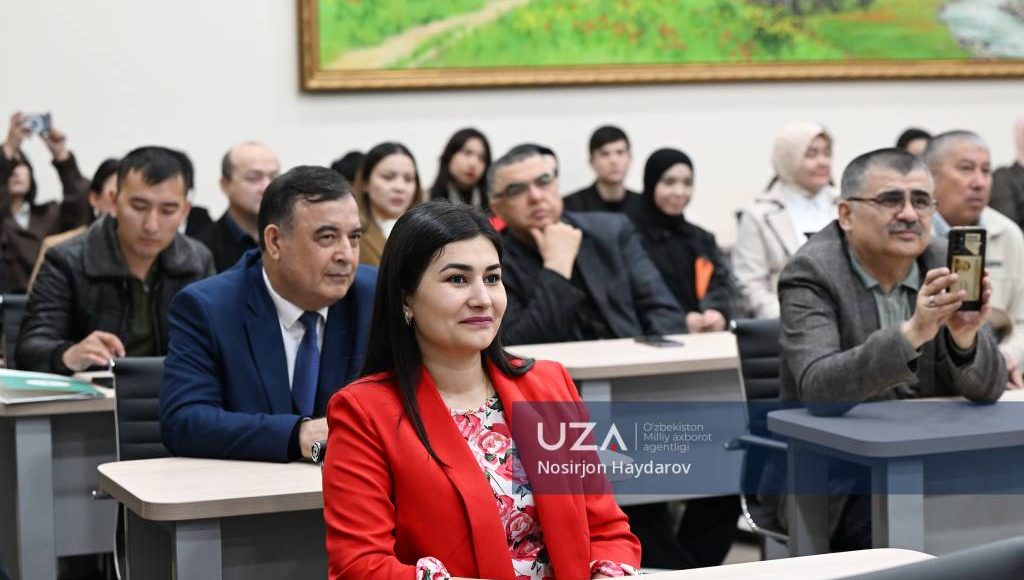 Устоз журналист китоблари тақдимоти ўтказилди