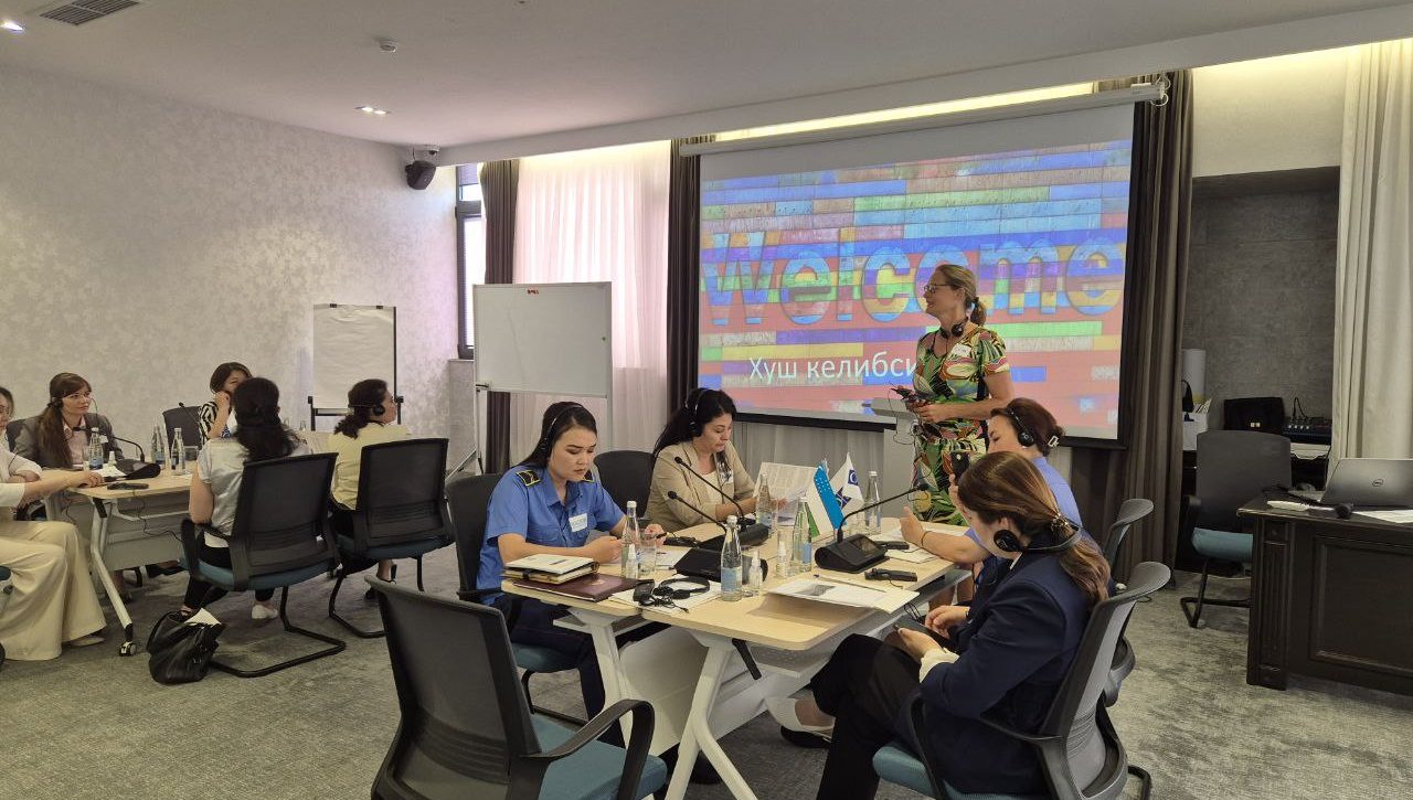 Representatives of law enforcement agencies discuss issues of women’s leadership