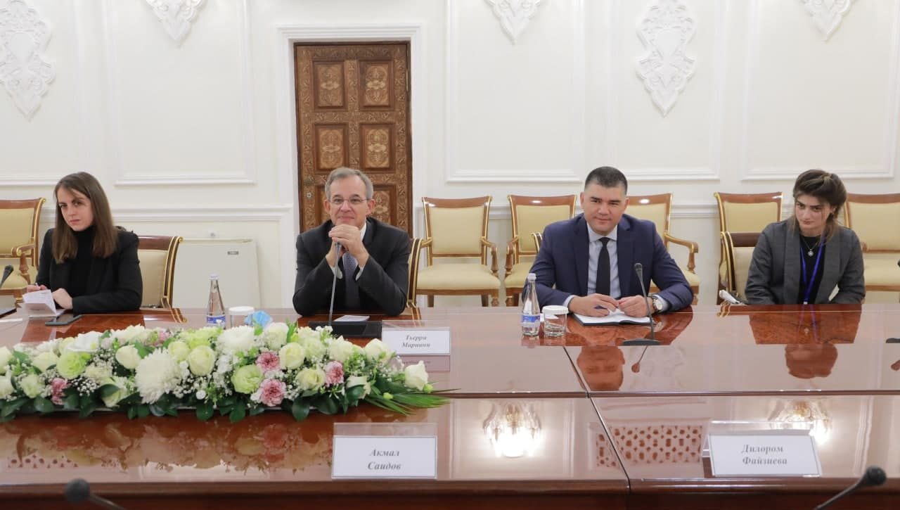 Европа парламенти депутати Т.Мариани билан учрашув