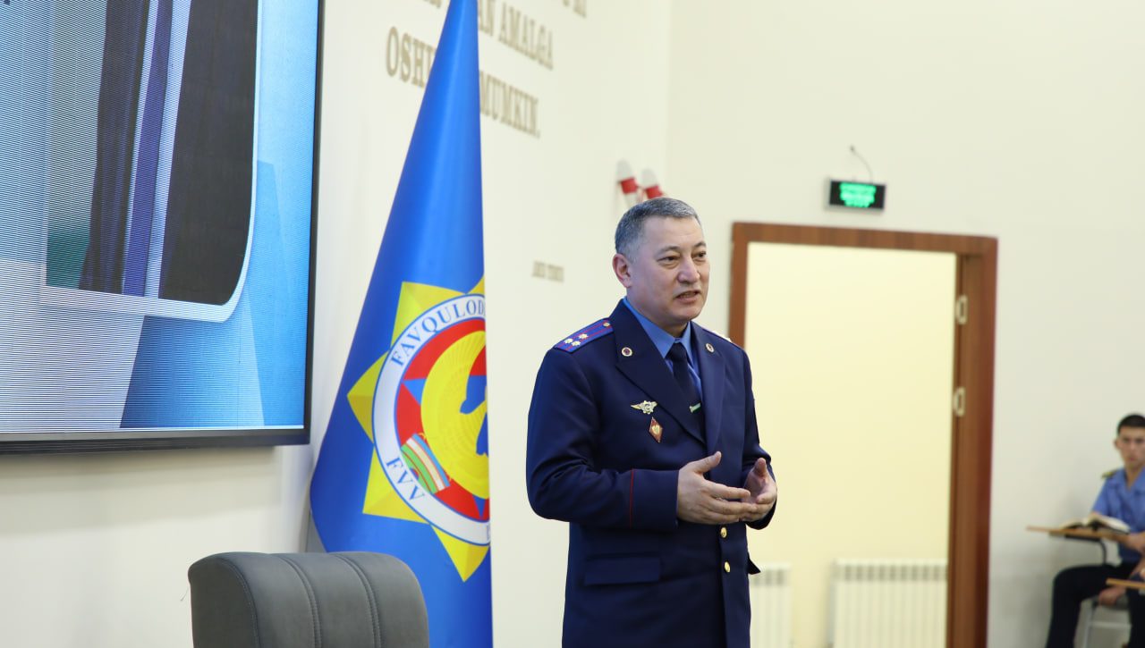 АКАДЕМИК ВА ЁШЛАР УЧРАШУВИ