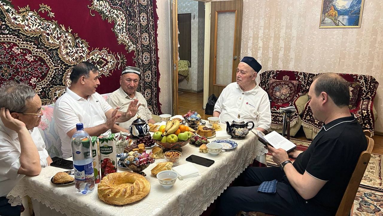 Инсон қадри учун, инсон бахти учун