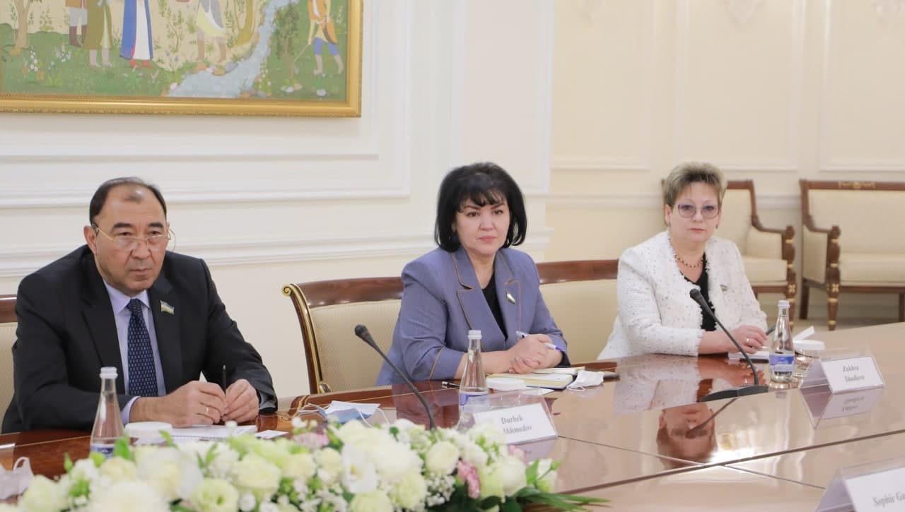 Европа парламенти депутати Т.Мариани билан учрашув