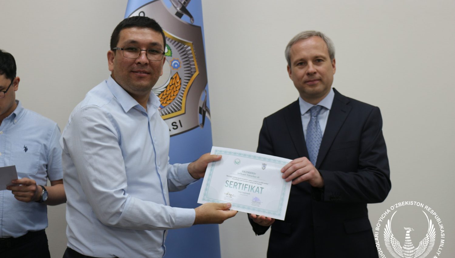 Қийноққа қарши курашиш бўйича ўқув курси тингловчиларига сертификатлар топширилди