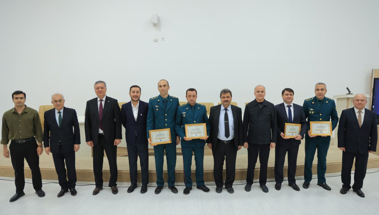 Инсон ҳуқуқлари таълими ва қийноққа қарши курашиш бўйича машғулотлар