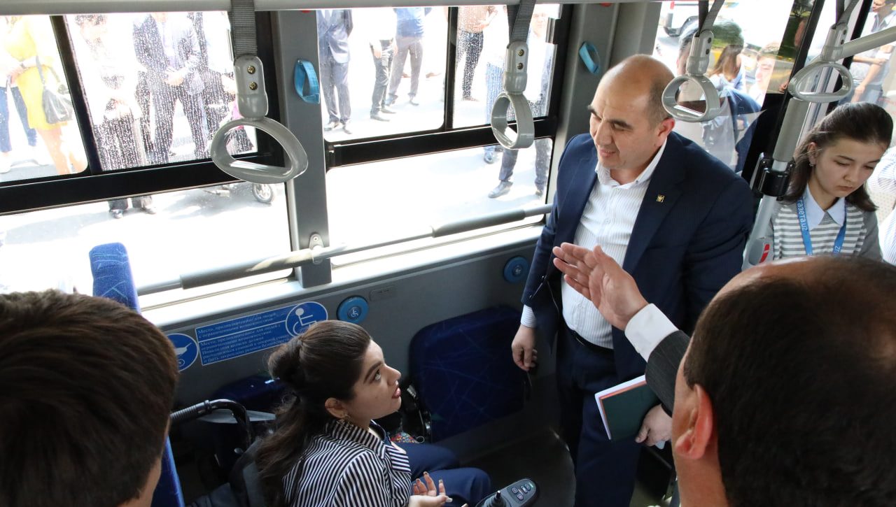 The importance of supporting persons with disabilities was explained to drivers and conductors