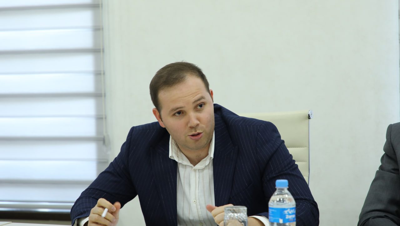 Миллий марказда ёш олимлар билан давра суҳбати
