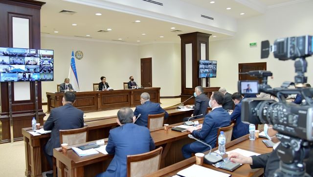 Сенатнинг олтинчи ялпи мажлиси: “Одам савдосига қарши курашиш тўғрисида”ги Қонун маъқулланди
