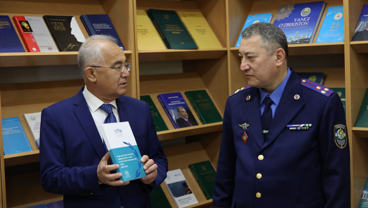 АКАДЕМИК ВА ЁШЛАР УЧРАШУВИ