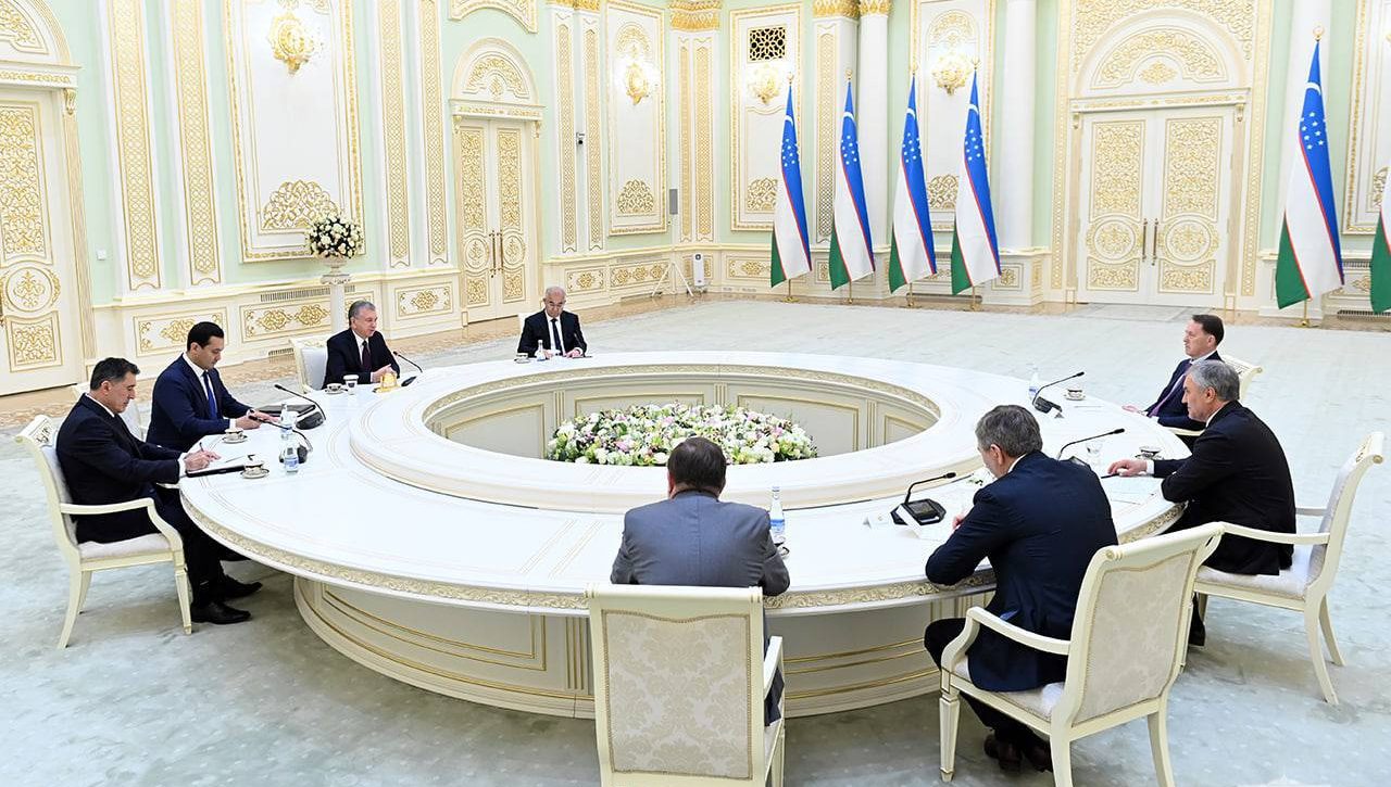 Президент Республики Узбекистан провел встречу с Председателем Государственной Думы России