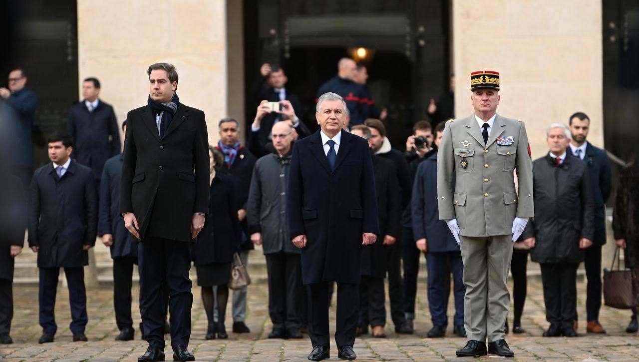 An Official Welcoming Ceremony Takes Place for the President of the Republic of Uzbekistan