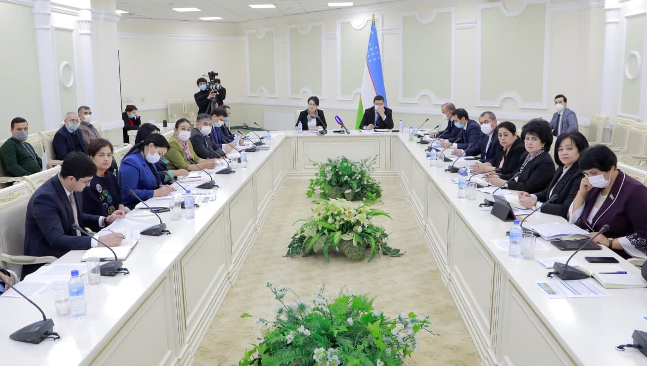 Обсуждена роль парламента в реализации в внешнеполитических приоритетов и задач в Стратегии развития Нового Узбекистана