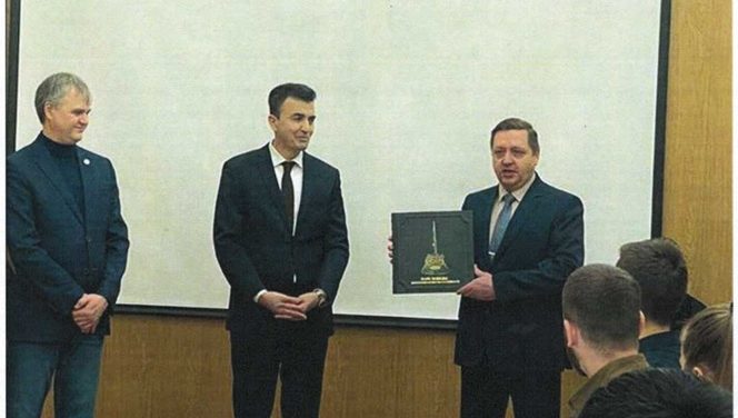 Екатеринбургда “Ғалаба боғи фалсафаси” китобининг тақдимоти бўлди