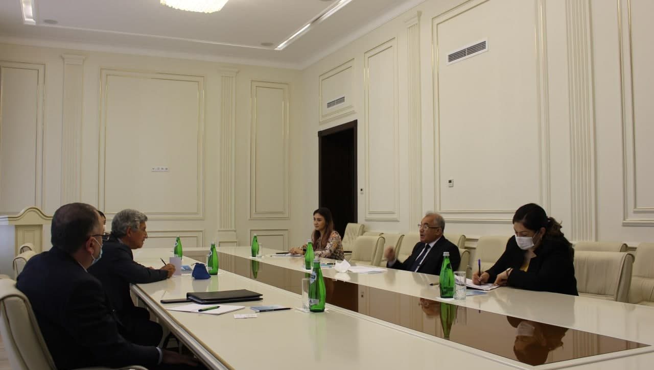 Акмал Саидов халқаро кузатувчи Жан-Антуан Дюпра билан  учрашди