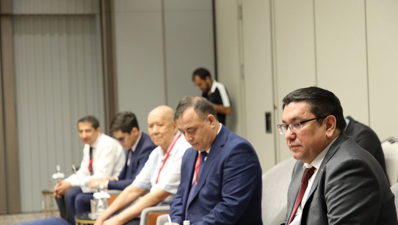 On a meeting with the Deputy Chairman of the Standing Committee of the Chinese Society for the Study of Human Rights