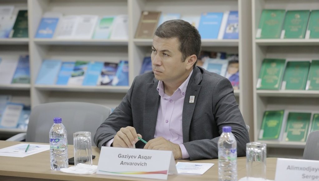 Ўзбекистон Республикаси Конституциясига ўзгартиришлар киритиш мазмун-моҳияти мавзусида давра суҳбати бўлиб ўтди