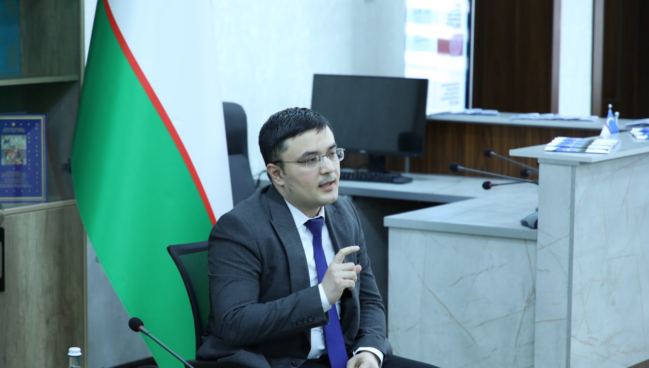 Талабалар учун инсон ҳуқуқлари бўйича маҳорат дарси ўтказилди
