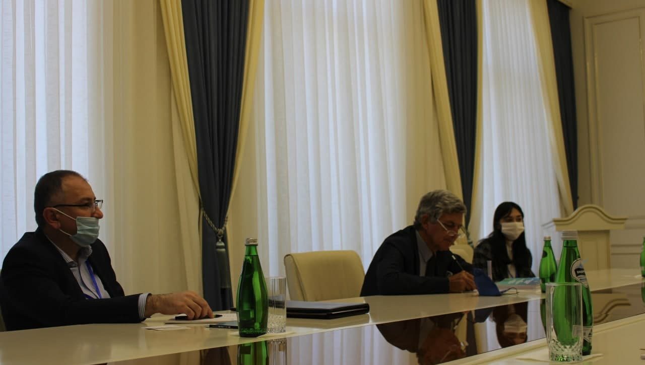 Акмал Саидов халқаро кузатувчи Жан-Антуан Дюпра билан  учрашди