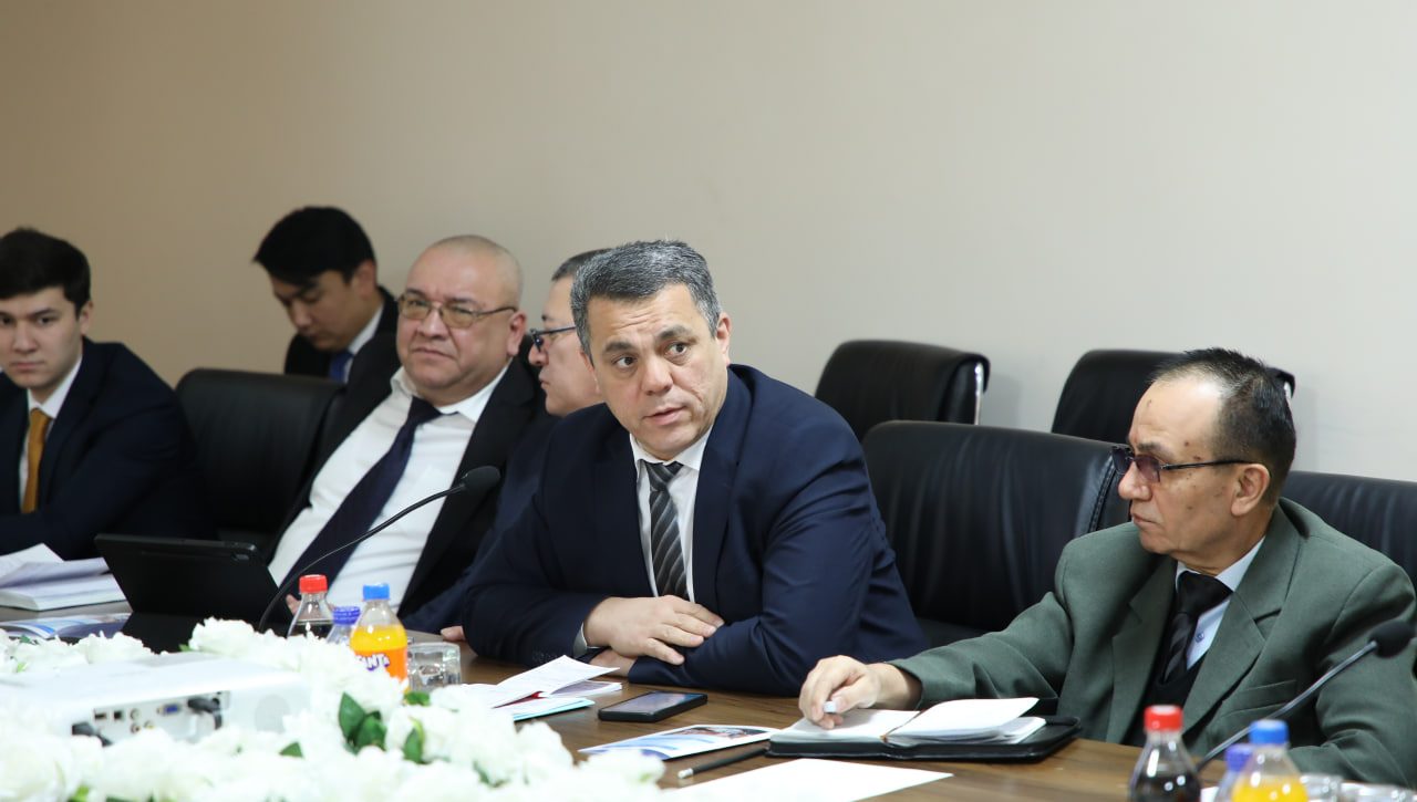 Обсуждены актуальные задачи, стоящие перед юридической наукой 