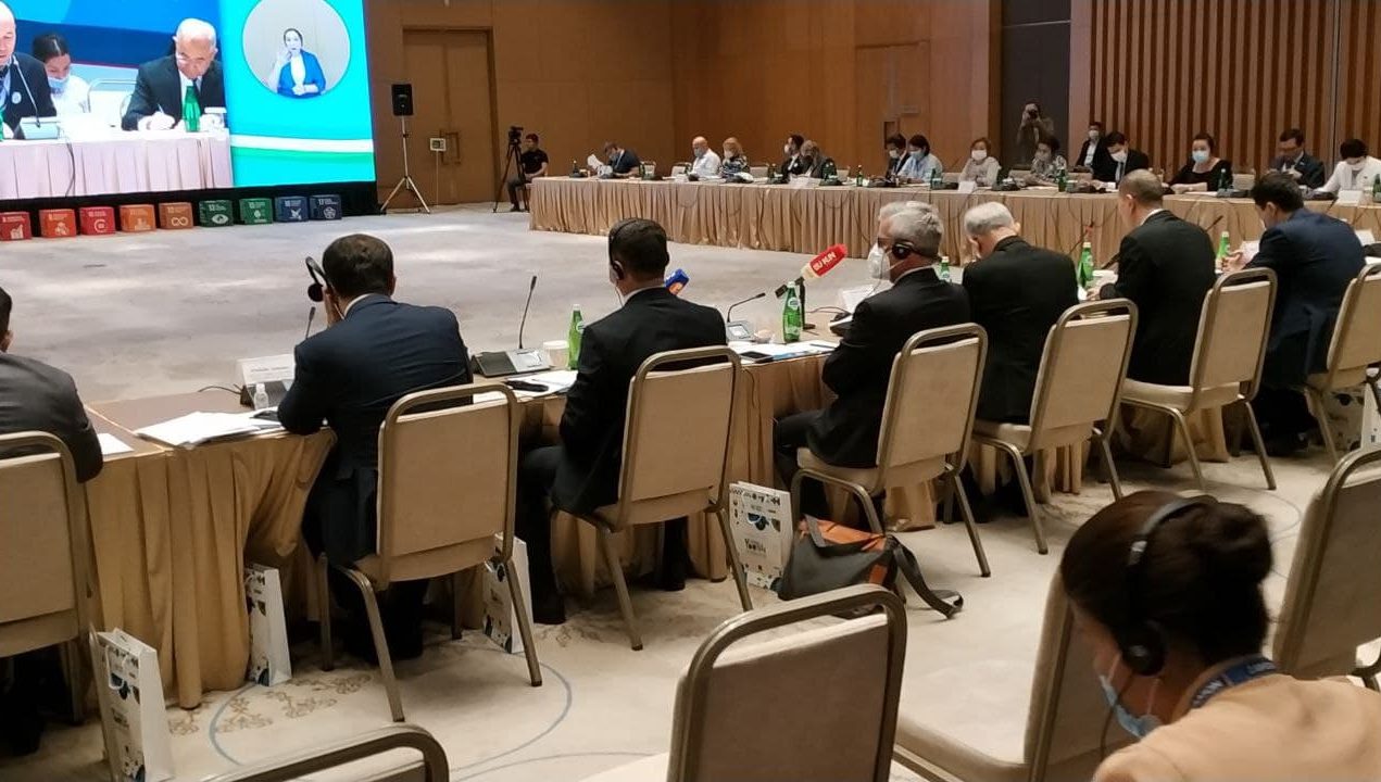 БУТУНЖАҲОН КОНФЕРЕНЦИЯСИНИНГ БИРИНЧИ КУНИ: Ўзбекистоннинг ёшлар ҳуқуқларини таъминлаш ишига содиқлиги эътироф этилди