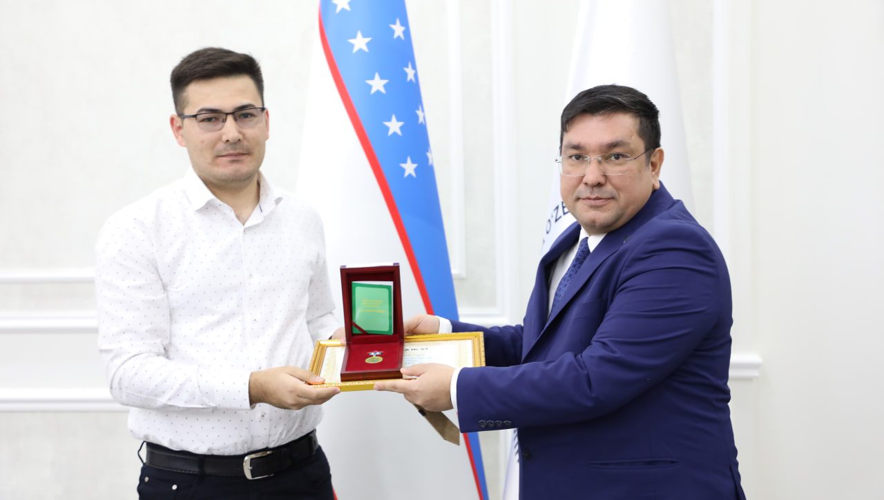 The holders of the sign “For the Protection of Human Rights” were awarded