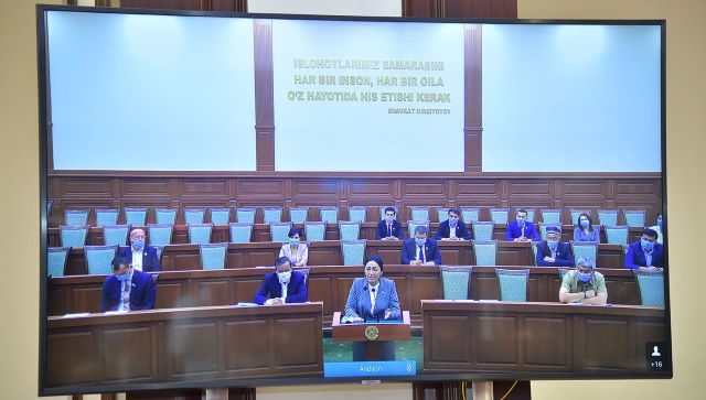 Сенатнинг еттинчи ялпи мажлиси:  “Ногиронлиги бўлган шахсларнинг ҳуқуқлари тўғрисида”ги Қонун маъқулланди