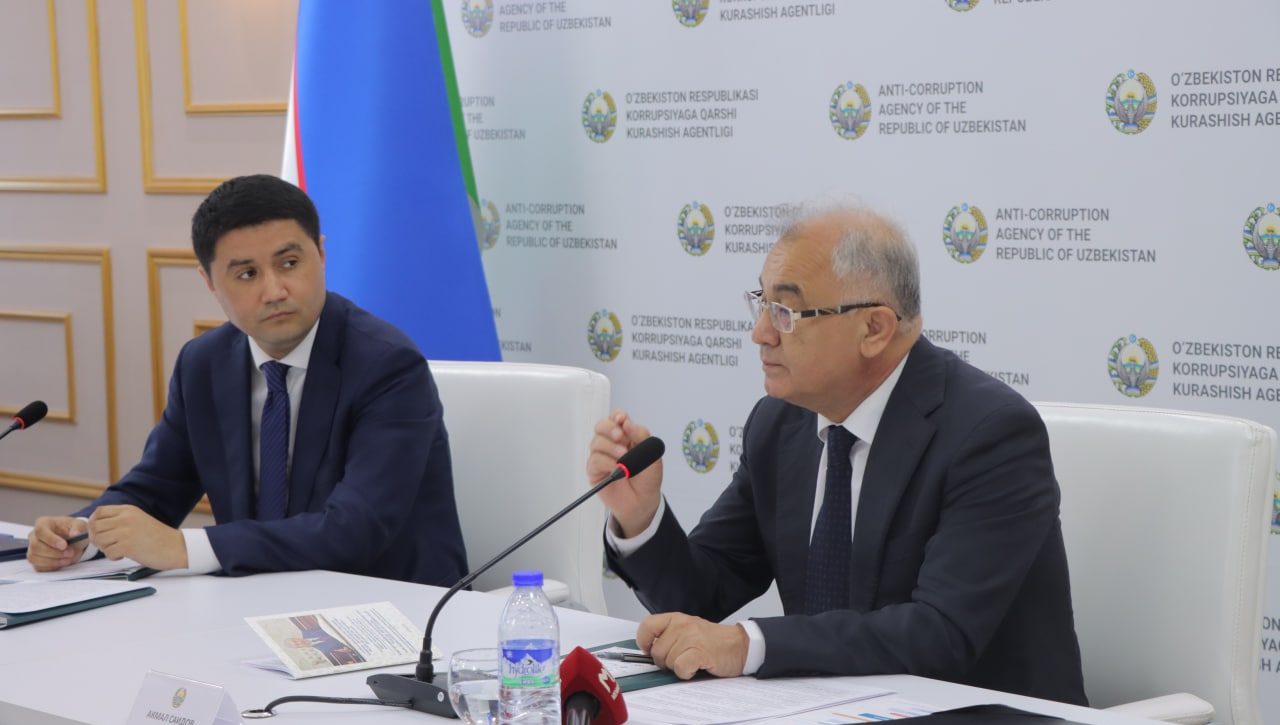 КОНСТИТУЦИЯВИЙ ҚОНУН ЛОЙИҲАСИ МУҲОКАМА ҚИЛИНДИ
