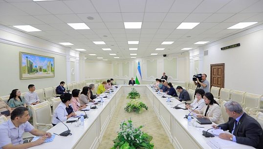 Инсон ҳуқуқлари соҳасида амалга оширилаётган ишлар муҳокама қилинди