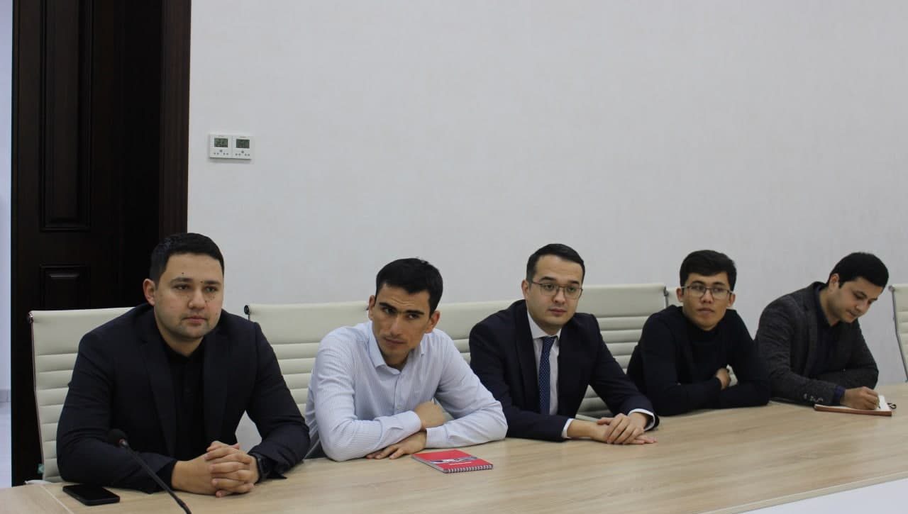 “Инсон ҳуқуқларига оид халқаро ҳуқуқ” мутахассислиги магистратура талабалари билан учрашув бўлди