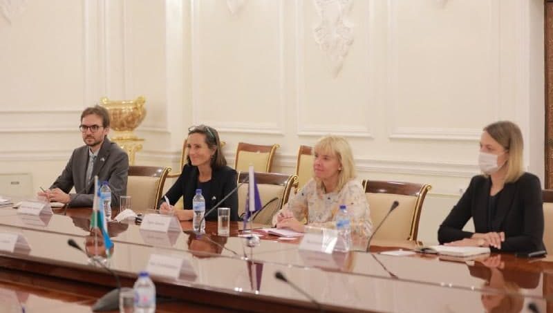 Қонунчилик палатаси Спикерининг биринчи ўринбосари А.Саидов ЕИнинг Марказий Осиё бўйича махсус вакили Т.Ҳакалани қабул қилди