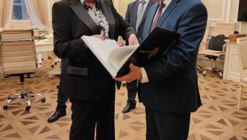 Национальный центр Узбекистана по правам человека добивается высоких результатов в работе. Как это делается и почему руководитель портала Kultura.uz отмечен грамотой этого центра…