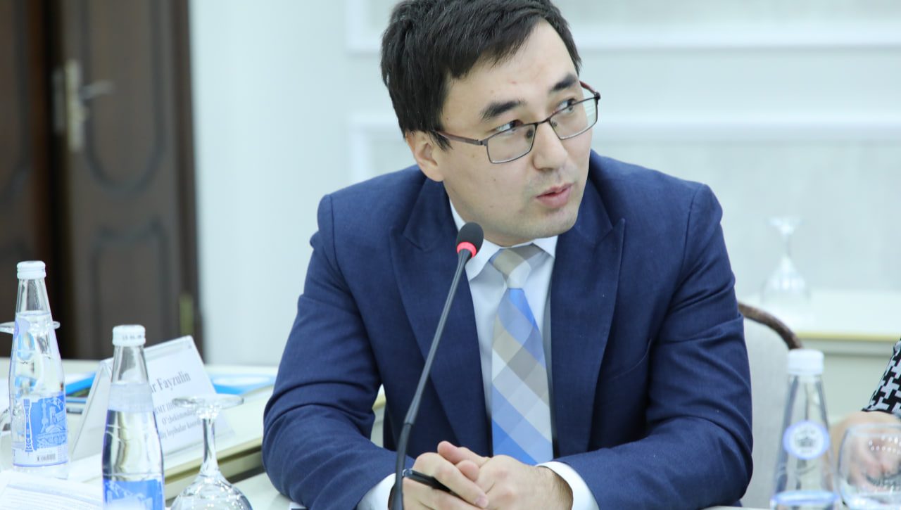 Инсон ҳуқуқлари соҳасида қабул қилинган Миллий ҳаракатлар режаларида белгиланган тадбирларнинг амалга оширилиши муҳокамаси