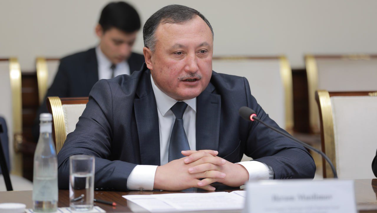 Олий суд раисининг биринчи ўринбосари Икром Муслимов Инсон ҳуқуқларини ўрганиш бўйича Хитой жамияти Доимий қўмитаси раисининг ўринбосари Цзян Цзянгуо бошчилигидаги делегация билан учрашди