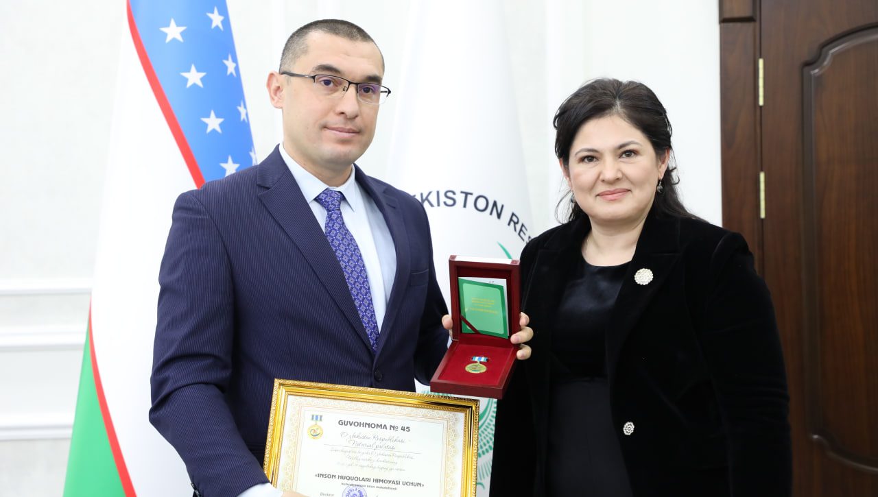 The holders of the sign “For the Protection of Human Rights” were awarded
